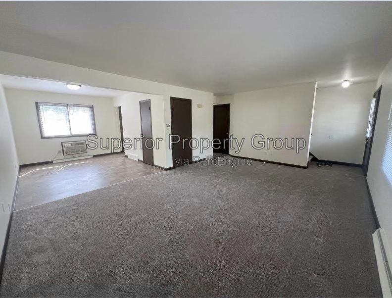 3B/1.5B unit in a 2-story apartment with a private basement and private rear patio. property image