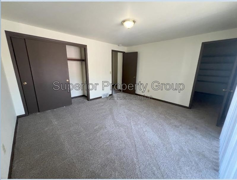 3B/1.5B unit in a 2-story apartment with a private basement and private rear patio. property image