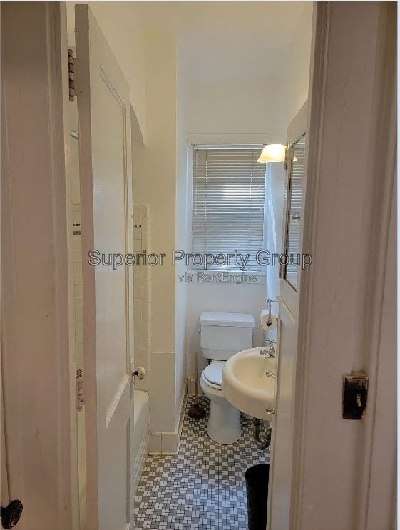 Charming1B/1B Apartment located in a Historical Building in Madison's Downtown Marquette Neighborhood property image