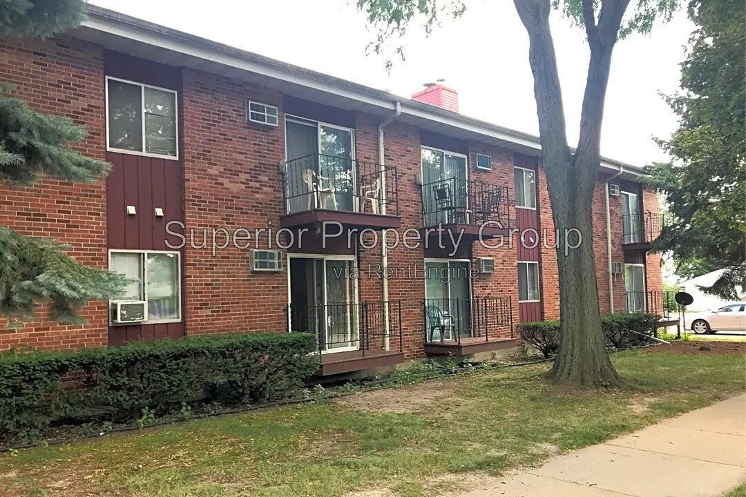 Studio apartment on Madison's east side! property image