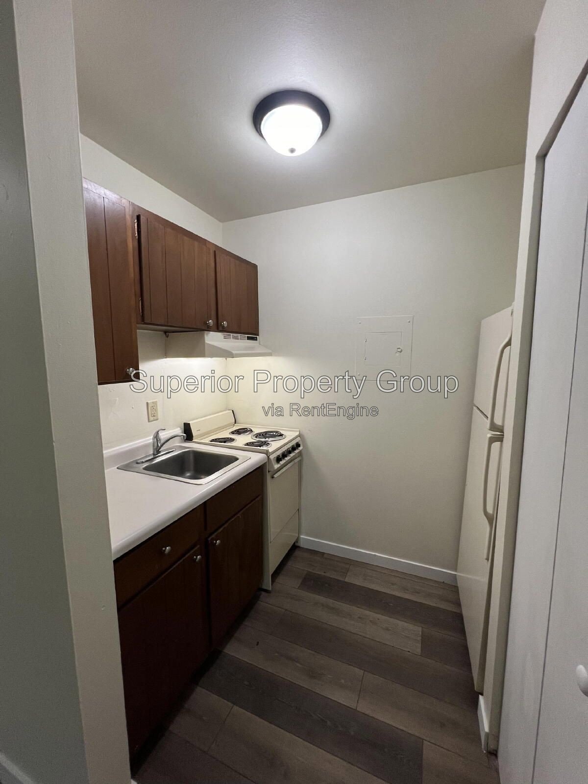 Studio apartment on Madison's east side! property image