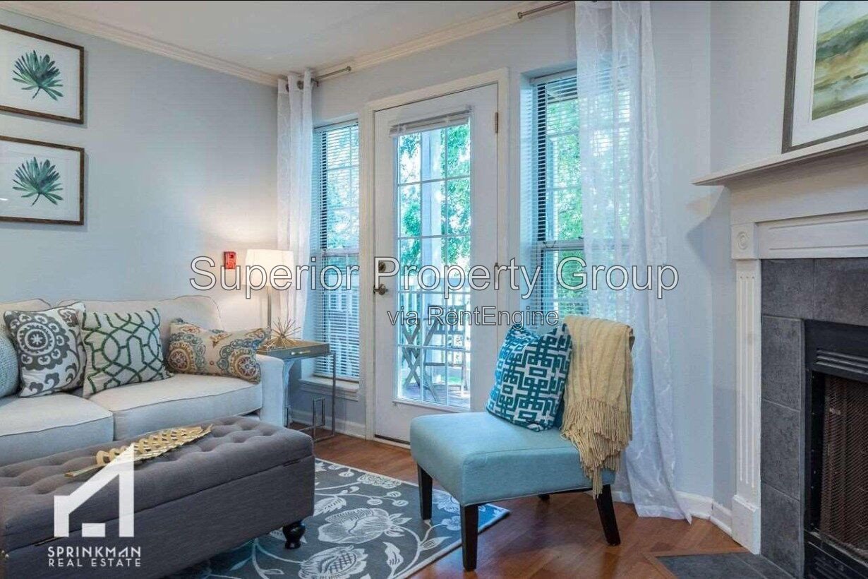 2B/2B 1st floor condo available to rent in August! property image