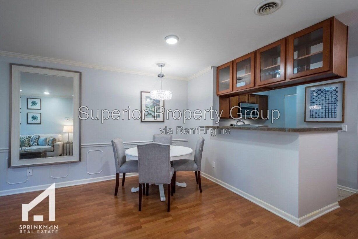 2B/2B 1st floor condo available to rent in August! property image
