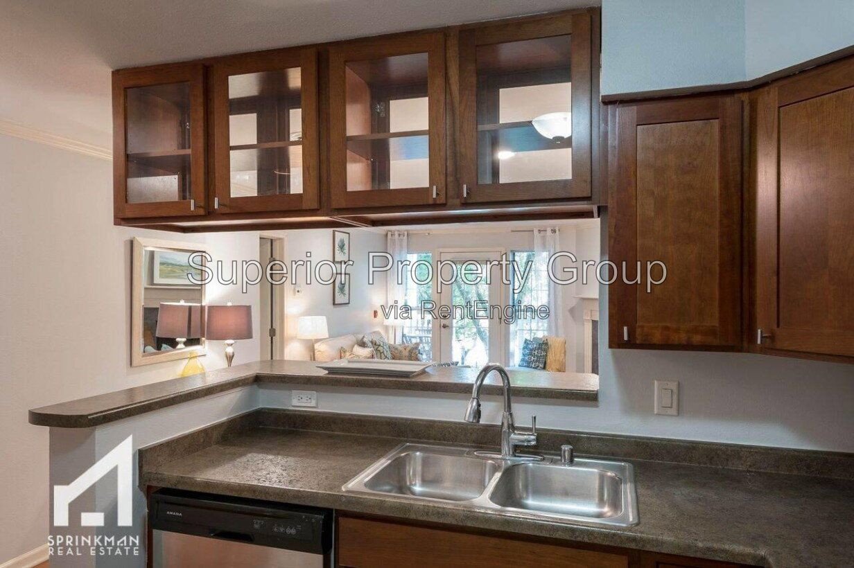 2B/2B 1st floor condo available to rent in August! property image