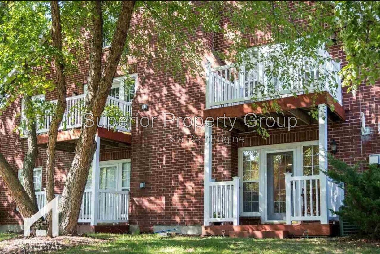 2B/2B 1st floor condo available to rent in August! property image