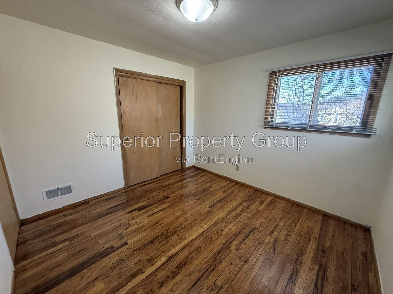 1717 Blossom Ln, Unit 4- Available for November! property image