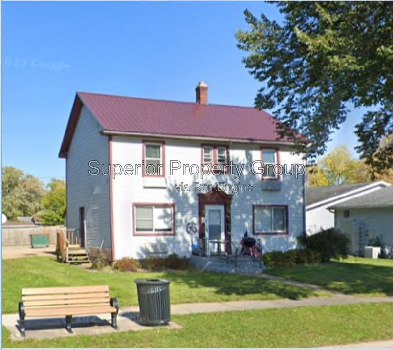 2B/1B in a 4-unit building with a large private balcony! property image